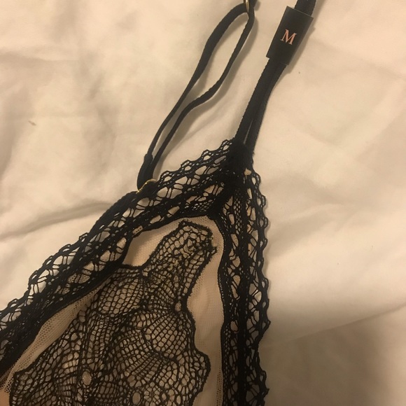 Victoria Secret NEW with tags lace bralette - Picture 5 of 6